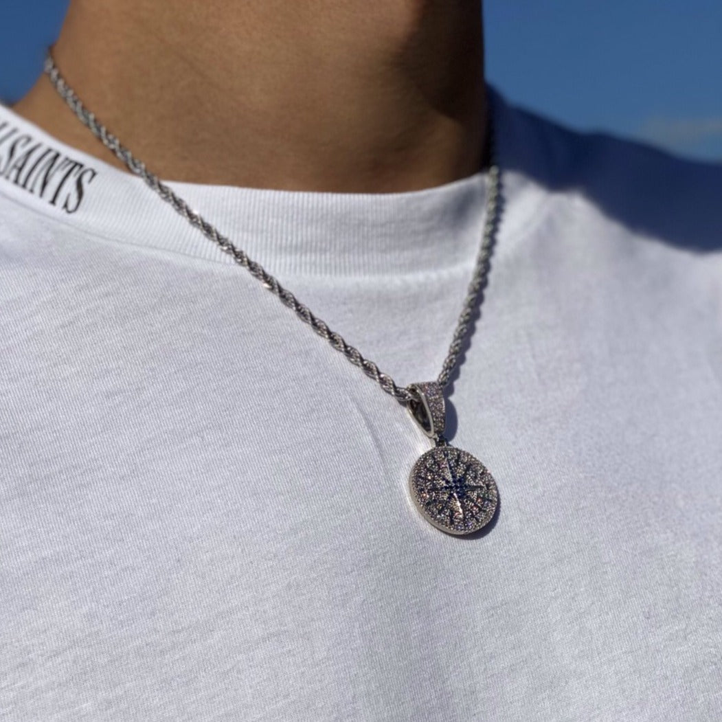 Compass Pendant White Gold